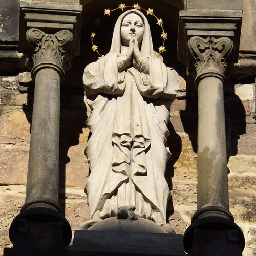 Maria